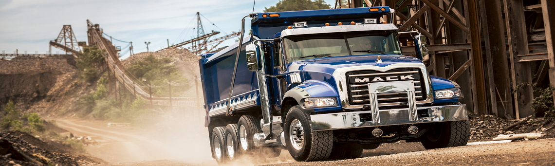 2018 Isuzu Trucks N Series Gas for sale in La Crosse Truck Center, La Crosse, Wisconsin